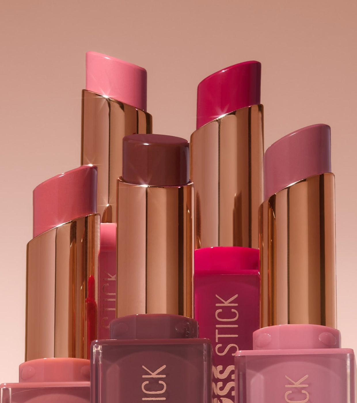 Makeup Revolution - Rossetto Pout Lip Gloss Stick - Toffee Nude