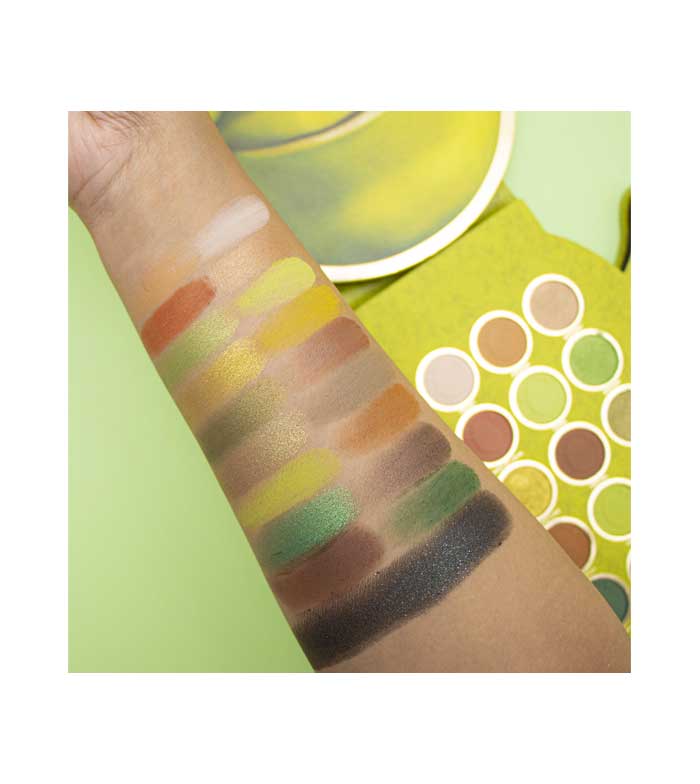 I Heart Revolution - *I Heart Revolution x Shrek* - Palette di ombretti Shrek