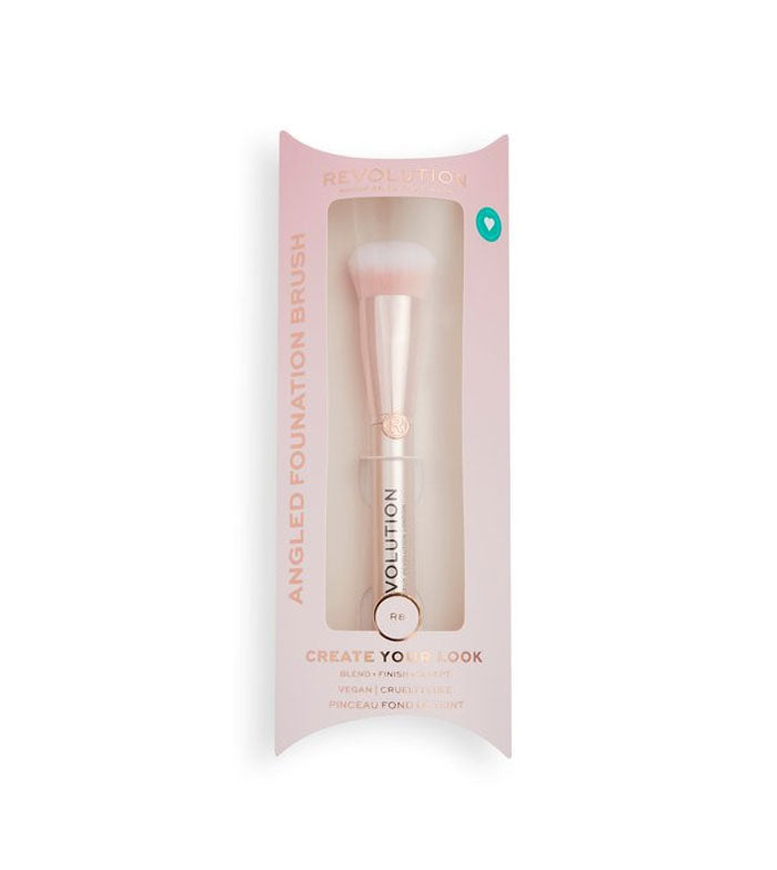 Revolution - Pennello per fondotinta smussato Create - R8