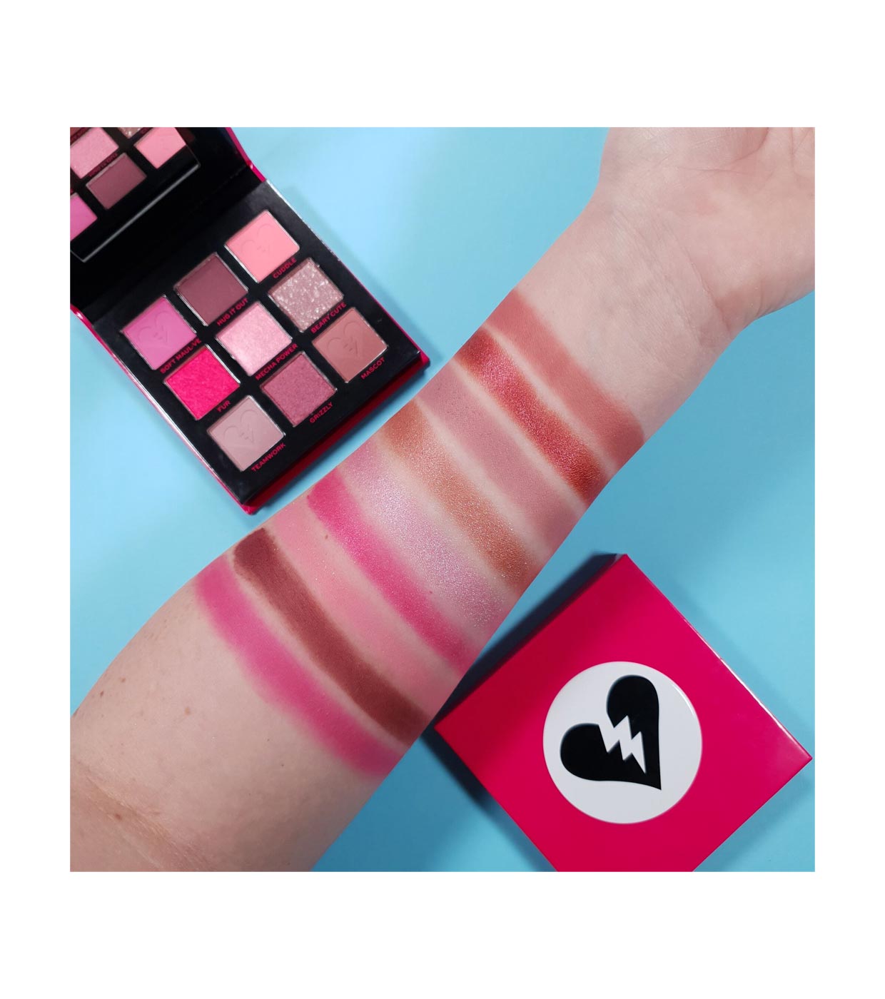 Revolution - *Fortnite X Revolution* - Tavolozza ombre Cuddle Team Leader