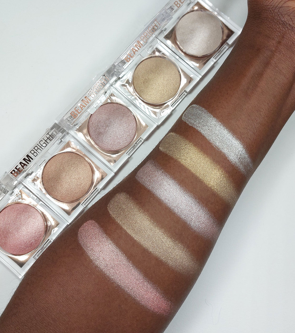 Revolution - Illuminante in polvere Beam Bright - Bronze Baddie