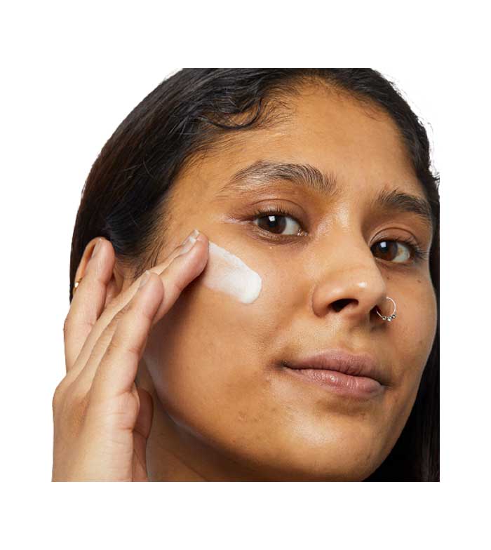 Revolution - Primer crema idratante Superbase Vitamin