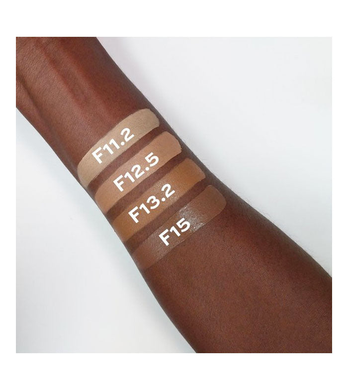 Revolution Relove - Fondotinta Super Matte - F15