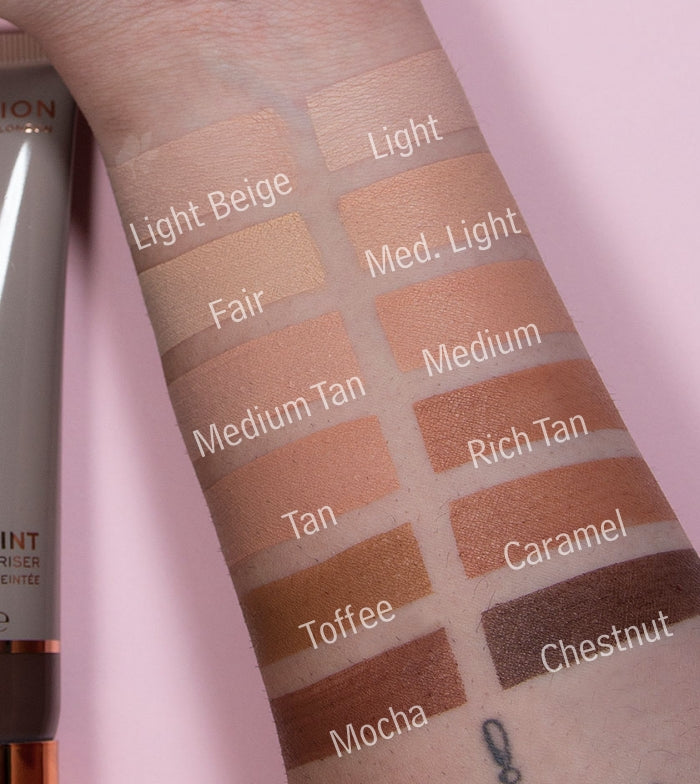Revolution - *Super Dewy* - Crema idratante colorata Super Dewy Skin Tint - Light Beige