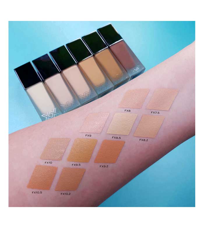 XX Revolution - Fondotinta Liquid Skin Fauxxdation - FX2.5