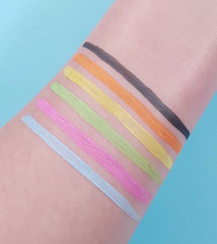 XX Revolution - *The Powerpuff Girls* - Palette di eyeliner Water Activated Liner